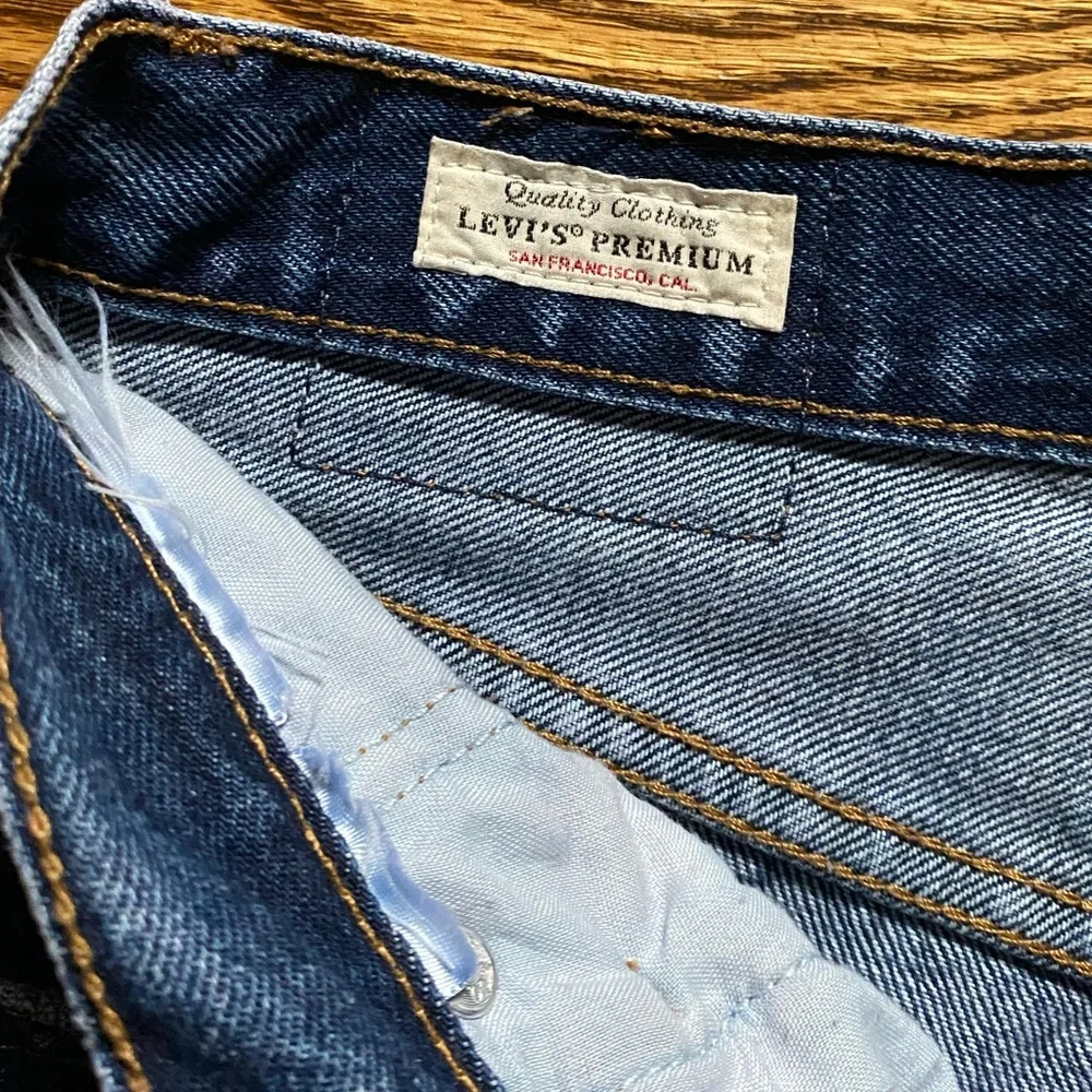 Levis - 501 Original Cropped Jeans - Medium Wash - Blank Red Tab - Waist 24